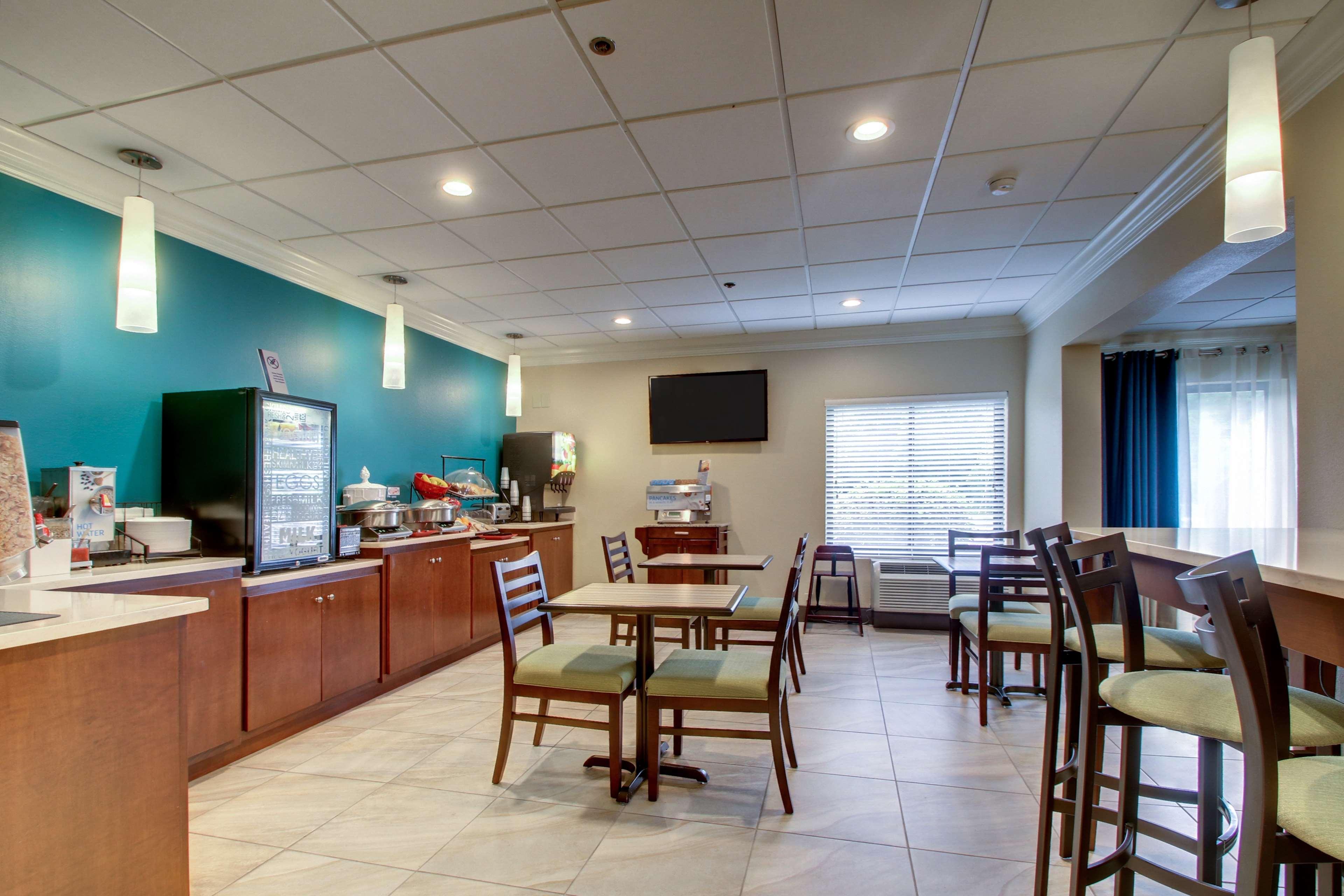 Best Western Eagles Inn Моргед Екстер'єр фото