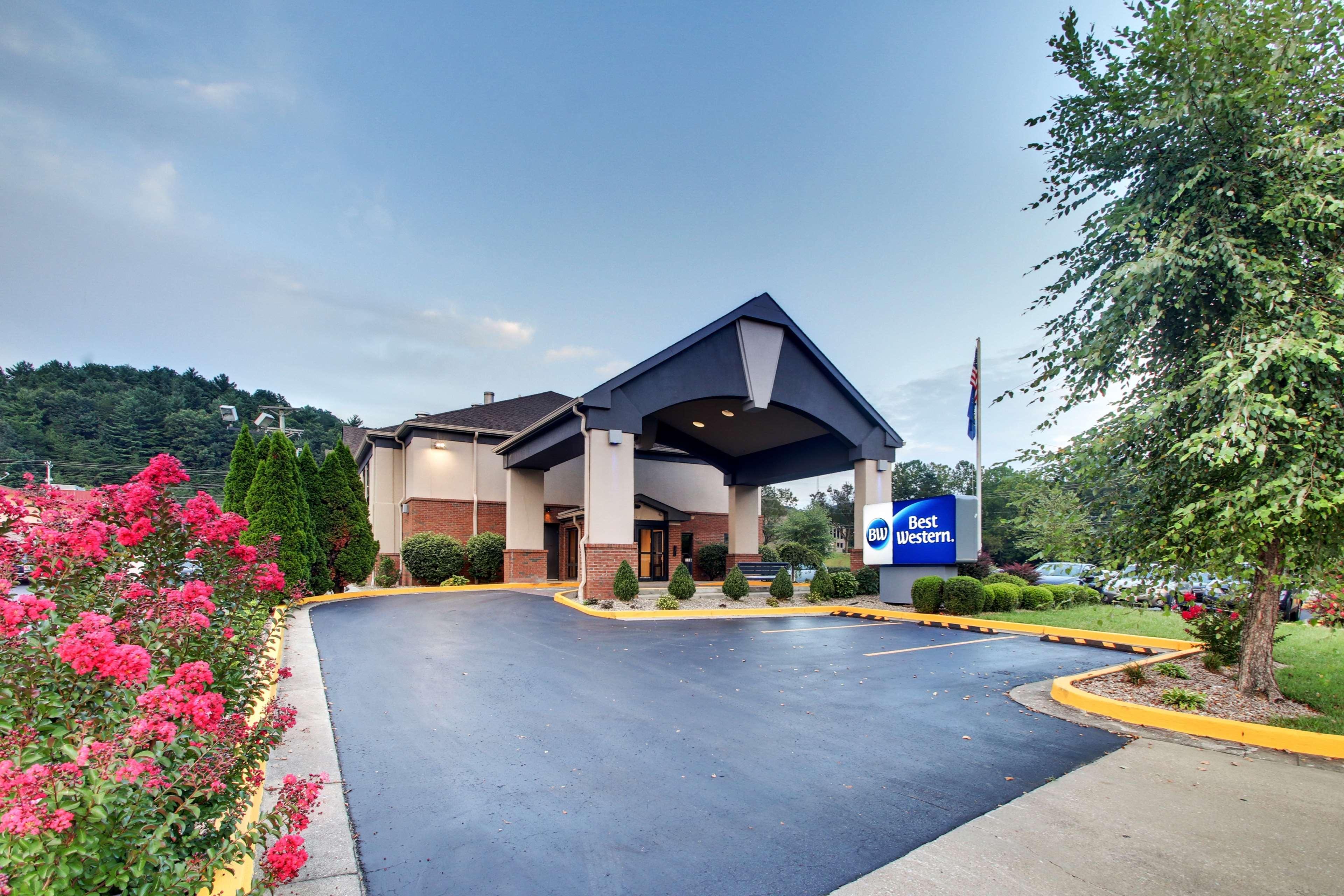 Best Western Eagles Inn Моргед Екстер'єр фото