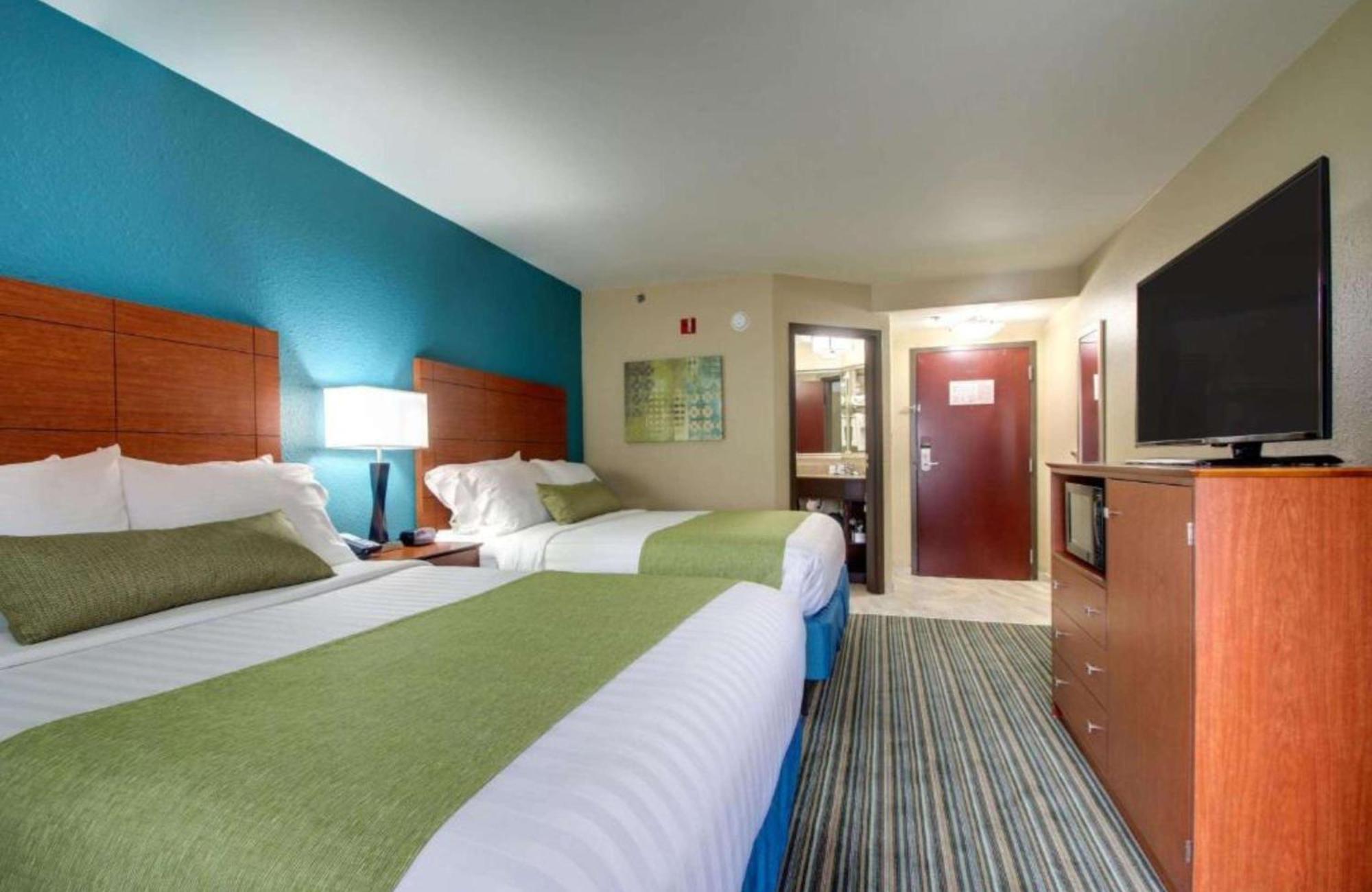 Best Western Eagles Inn Моргед Екстер'єр фото