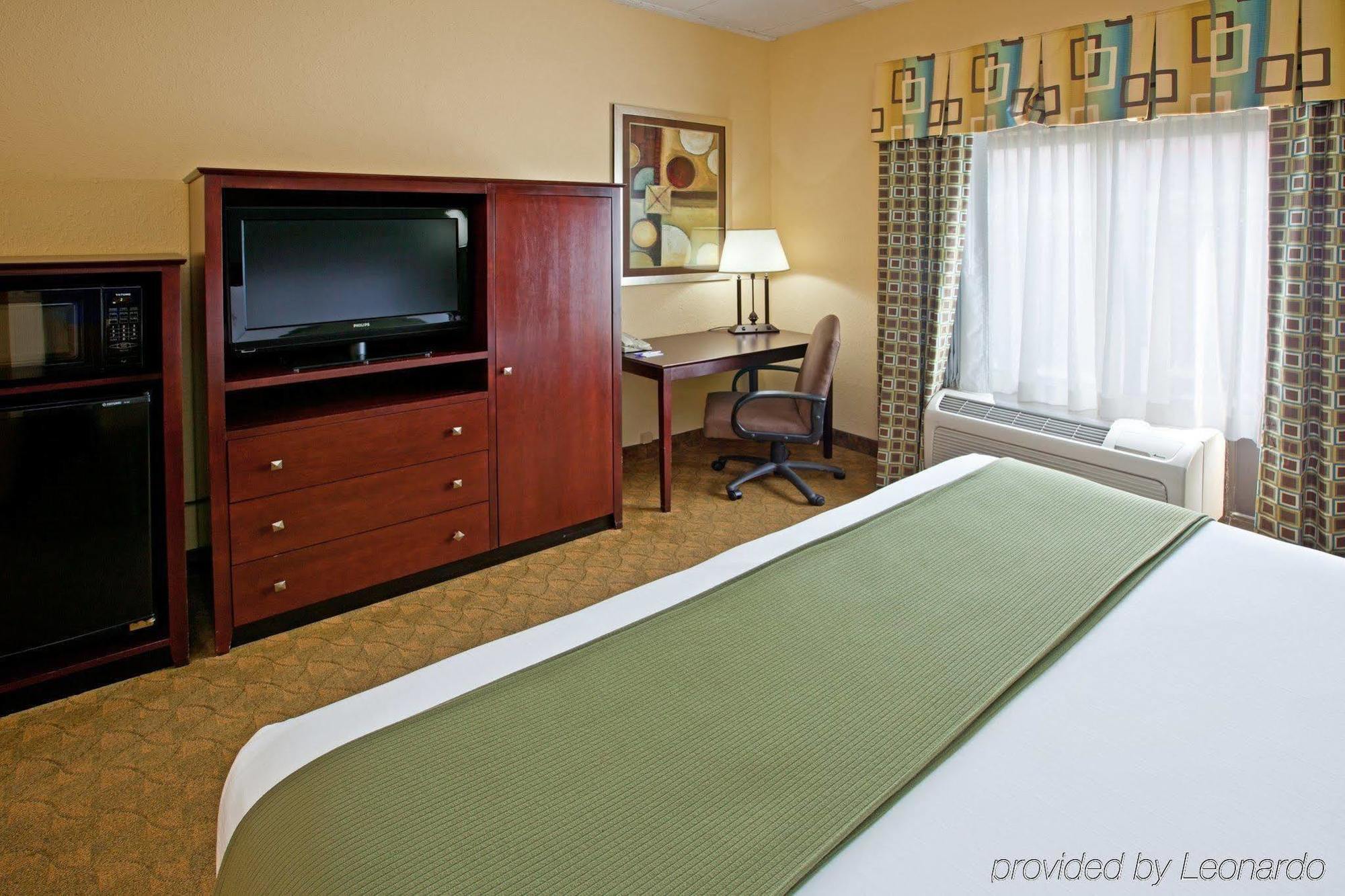 Best Western Eagles Inn Моргед Номер фото