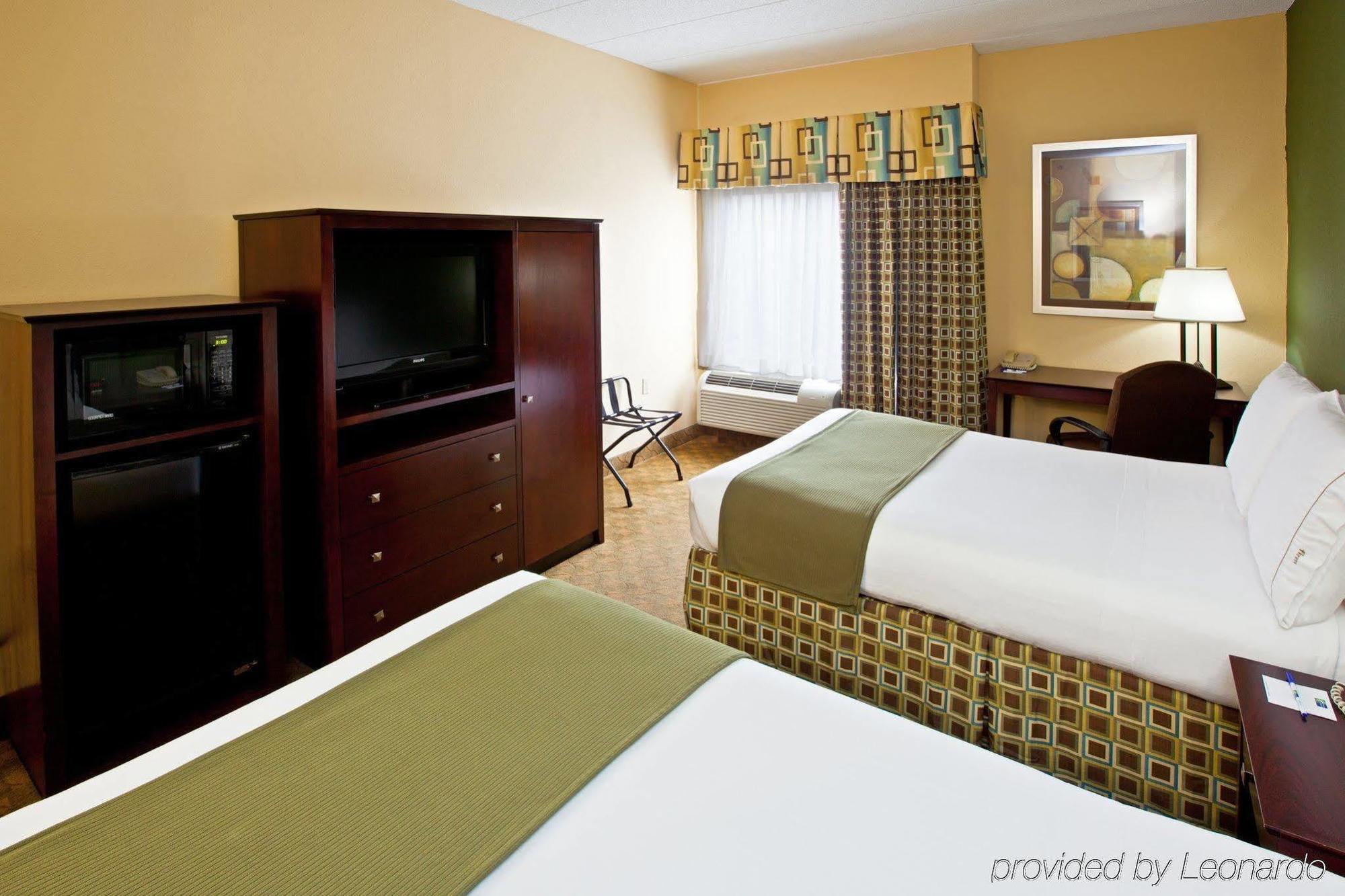 Best Western Eagles Inn Моргед Номер фото